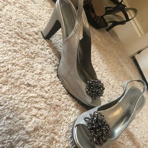 Silver Karen Scott Heels